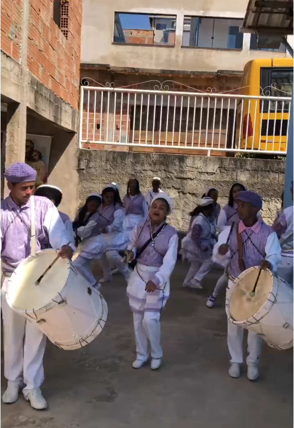 “Ohhh lelé ohhh lelé”🎶🙌🏽 #congado #congofemino #fyp #cultura #senhoradorosario #congadominasgerais 