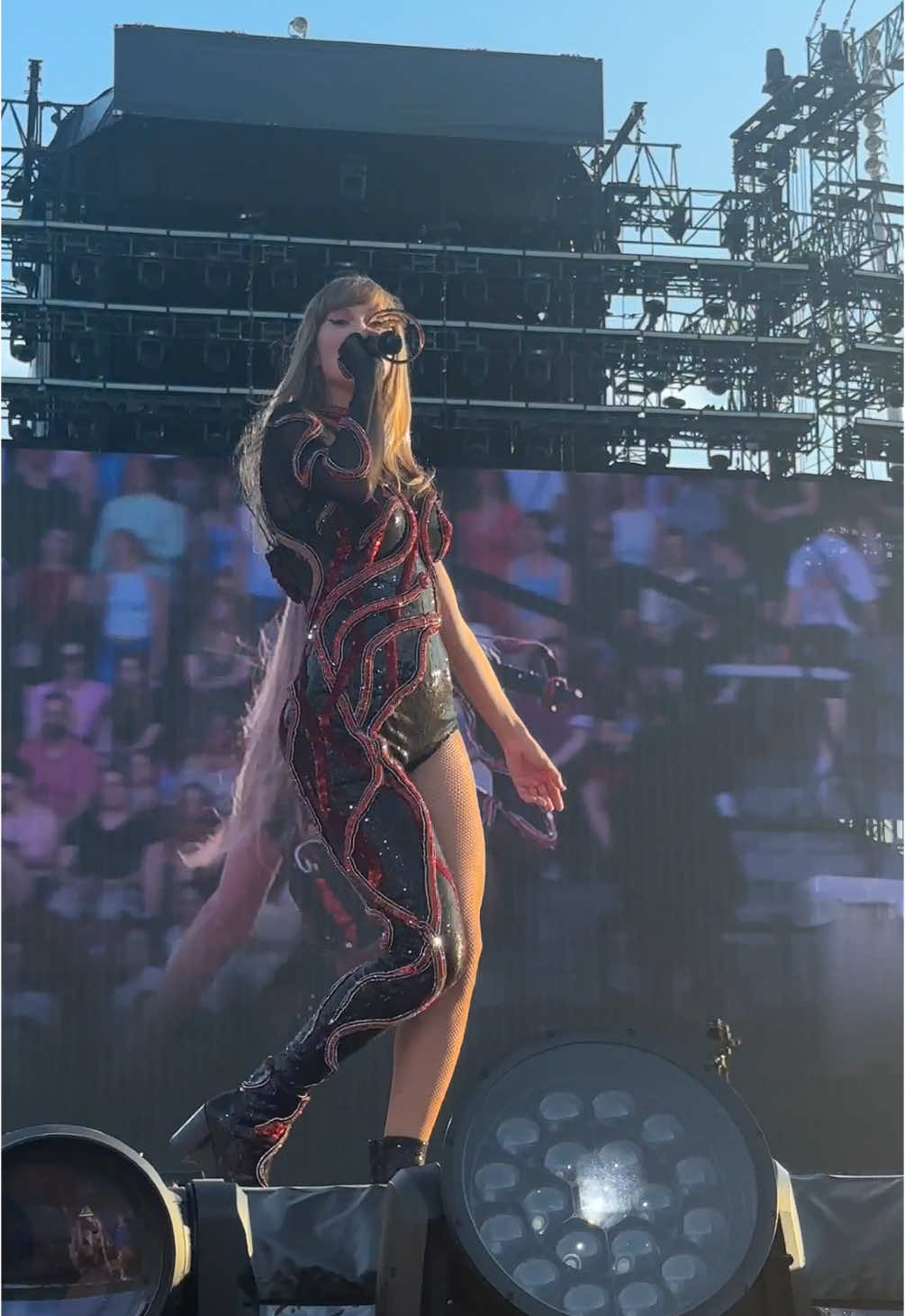 Reptutation in daylight was an actual crime #TSTheErasTour #erastour #taylorswift #eras #letzigrund #reputation @Taylor Nation @Taylor Swift 