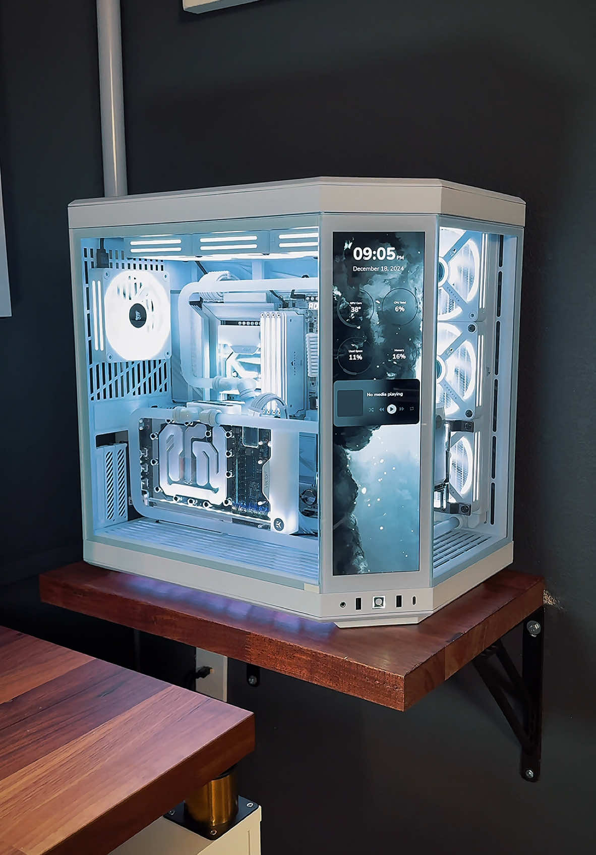 Building my new DREAM gaming PC #gamingpc #pcbuild #pcs #carterpcs #fyp #GamingOnTikTok 