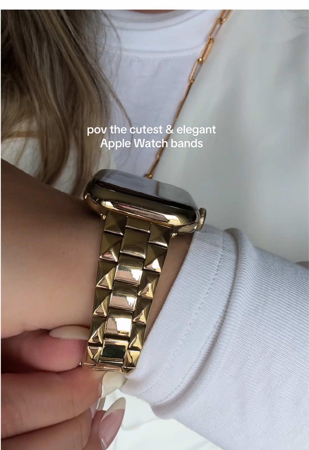 #ad I'm transforming my Apple Watch into the cutest accessory ever! I can’t wait to show it off at all the fancy events!  Look no further - WITHit has it all!!  💋⌚✨ Shop now @WITHit or click the link in my bio! #withitgear #gearupwithit #watchoutwithit #watchbands #iwatchaccesories  #applewatchbands #accessories #applewatch #goldapplewatch   #creatorsearchinsights 