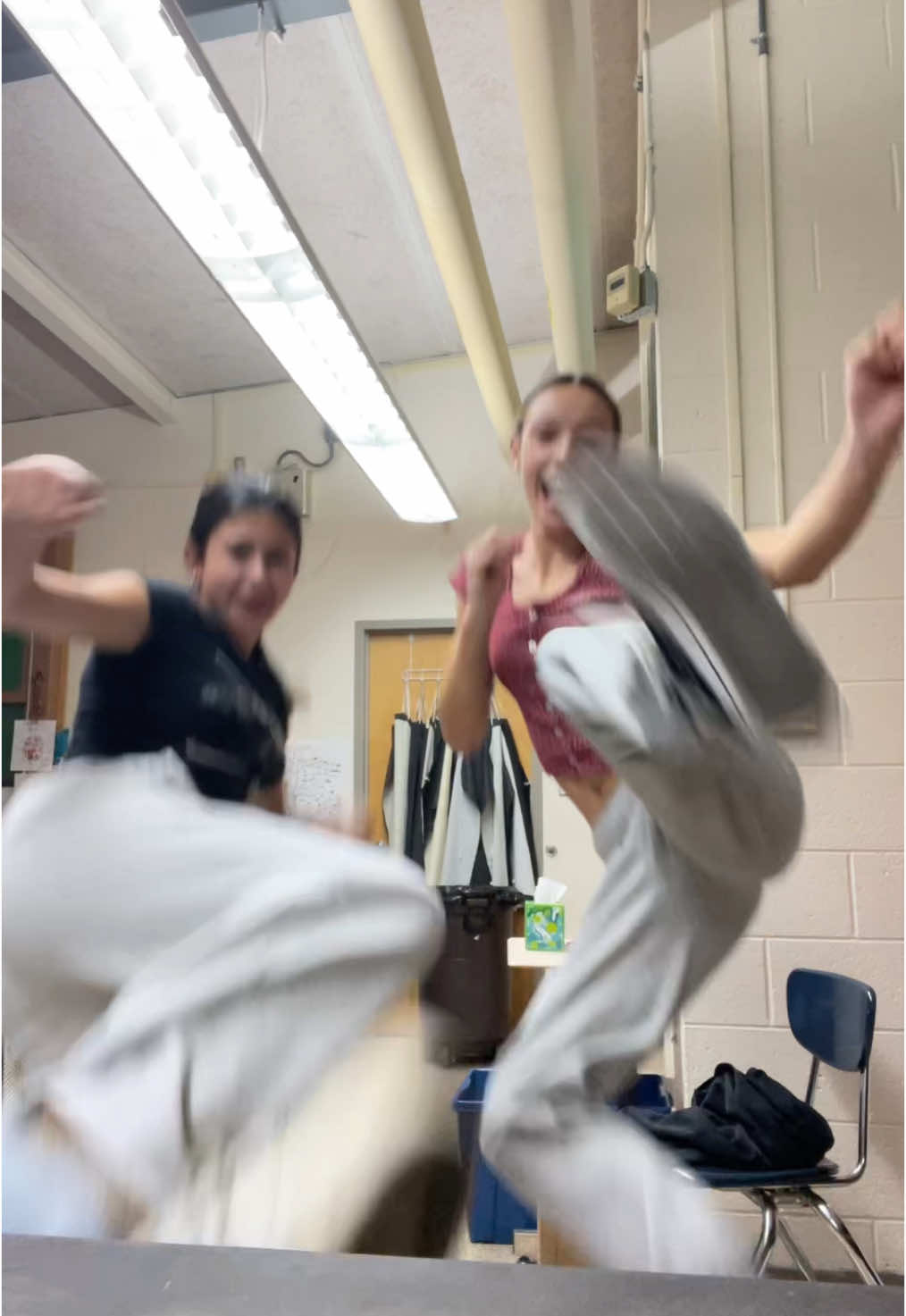 He droped that duhnduhnuh 🕺@Dani @marlee @keira🪩💌✨🤍 