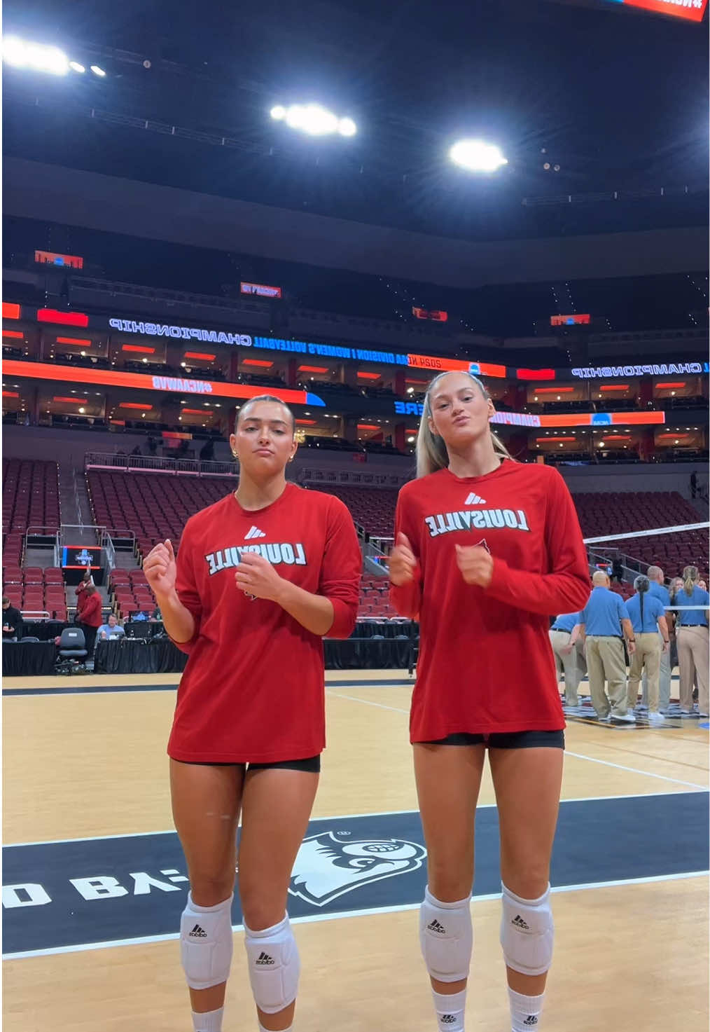 FINAL FOUR ‼️🤩 @Jess Drapp @Louisville Volleyball #finalfour #volleyball 