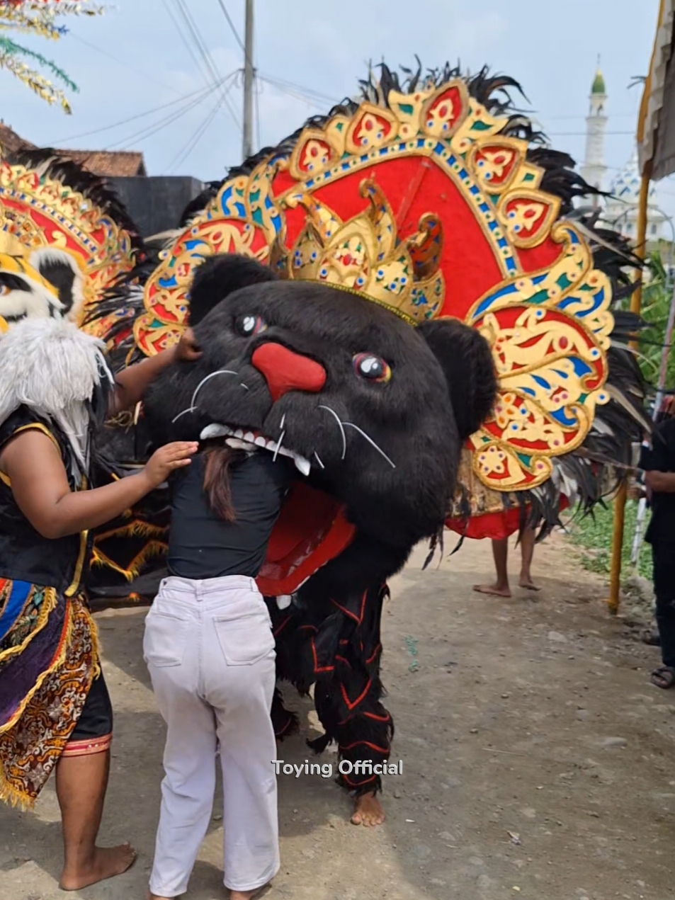 Barongan Hitam Makan Ciwi #fyp #dewadewi #toyingofficial 