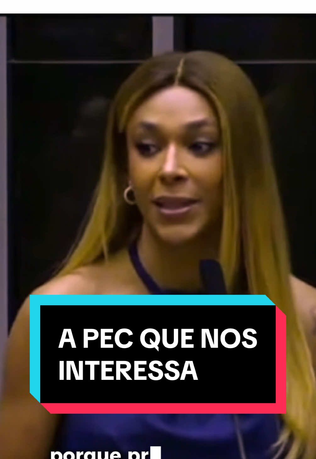 AO LADO DO POVO, SEMPRE! Nós, do PSOL, estamos finalizando o ano parlamentar de 2024 nos guiando pelas necessidades da classe trabalhadora deste País. Hoje, votamos contra a PEC do corte de investimentos sociais. E isso não se trata de se opor ao Governo Lula, o qual apoiamos. Se trata da simples compreensão que esta é uma PEC que surge dos anseios da Faria Lima para que os impostos pagos pelo povo brasileiro sirvam aos interesses e benefícios fiscais dos grandes bilionários. E para nós, não é papel da esquerda votar a favor disso. O que nos interessa é a PEC pelo fim da escala 6x1. O que nos interessa é a garantia de direitos sociais. O que nos interessa é a isenção do imposto de renda para quem ganha até 5 mil reais, uma proposta do próprio Governo Lula. Sei que a intenção do Governo é conseguir atingir o equilíbrio fiscal para que o País, a empregabilidade e os salários continuem crescendo com estabilidade. Mas não aceitamos que este equilíbrio seja alcançado tirando apenas dos trabalhadores mais pobres deste país.