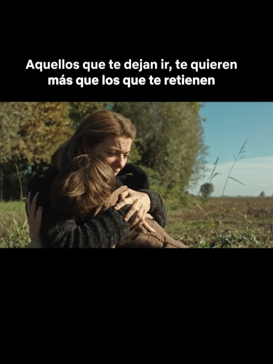 Este es el acto de amor más grande de una madre 😭💔 #ElTrenDeLosNiños #Peliculas #MadreEHijo #Madre #Triste #PeliculasTristes #PeliculasNetflix #Italia #ParaTi #Netflix