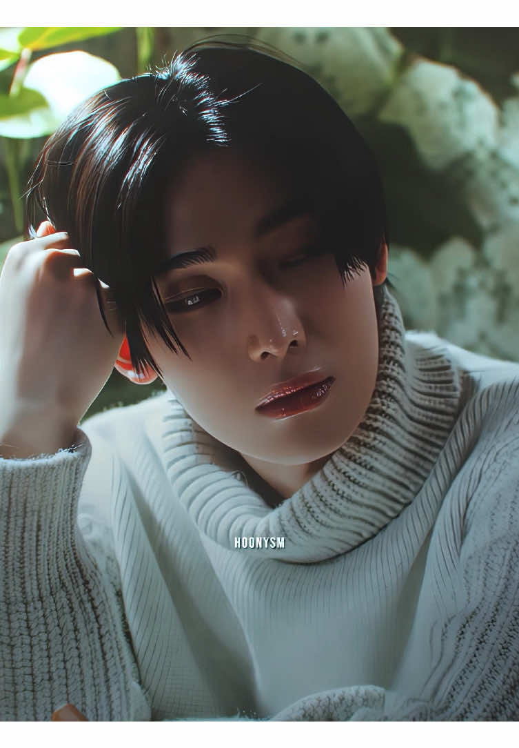 he looks so beautiful in this i can’t stop watching. seriously needs more sunoo content  #sunoo #enhypen #sunooedit #enhypenedit #kimsunoo #enhypensunoo #engene 