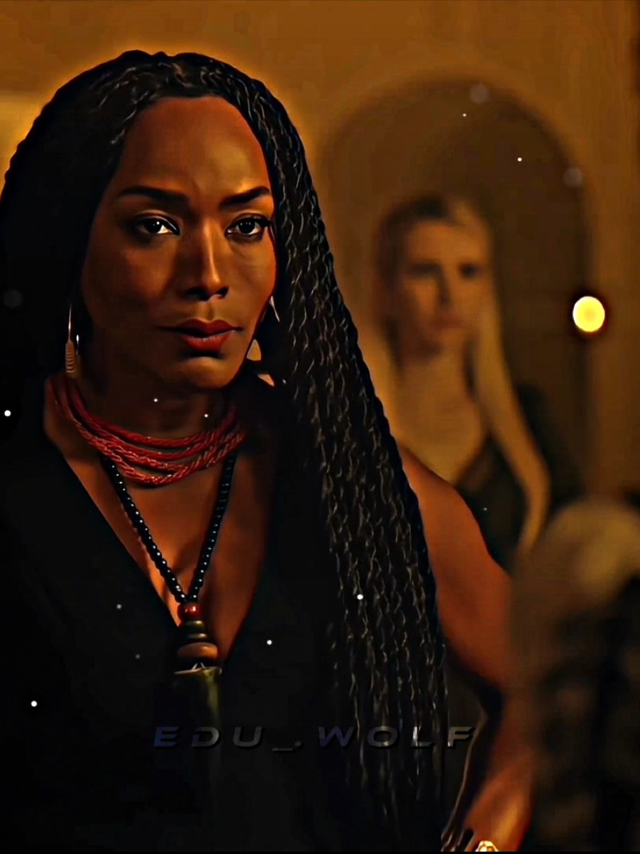 Marie Leveau. #marieleveau #ahscoven #ahsapocalypse #bruxas #rainhavudu #apocalipse #power #edit #foryou #angelabassett 