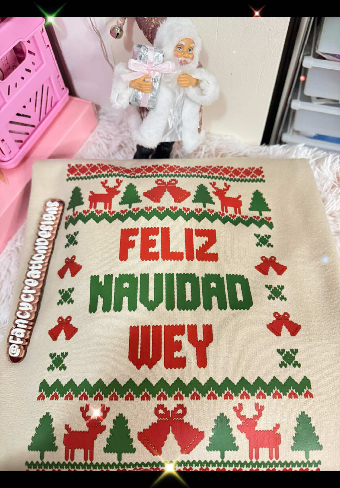 FELIZ NAVIDAD WEY CREWNECK 🎄 #SmallBusiness #smallbusinessowner #christmas #fyp 