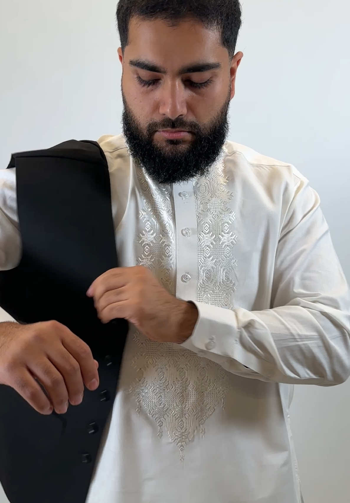 Who's excited for the drop? We've got the perfect accessories to complete the look! #PeranTumban #AfghanClothes #Afghanistan #AfghanFashion