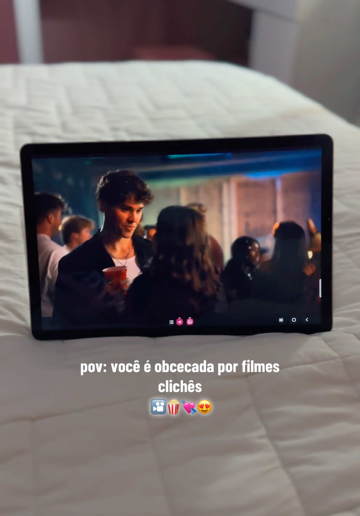 amo tudo que é clichê 💗 | filme muito bom! | #romance #sidelinedtheqbandme #movie #filme #noahbeck ##sideline 