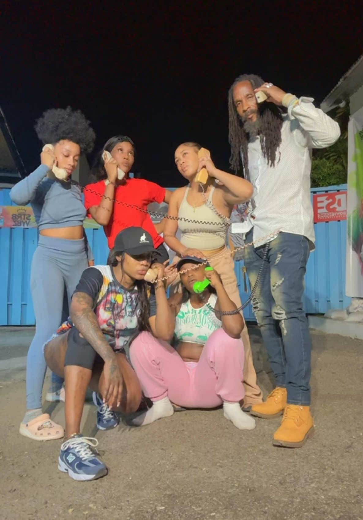 Gang gang😭😂 @_babygirl_official_ @Kissy Mckoy @Latonya Style 💯🇯🇲 Dance @“Can’t Tired” @Shantii different @DOLLY‼️😍 #CapCut #MemeCut #Meme #fyp