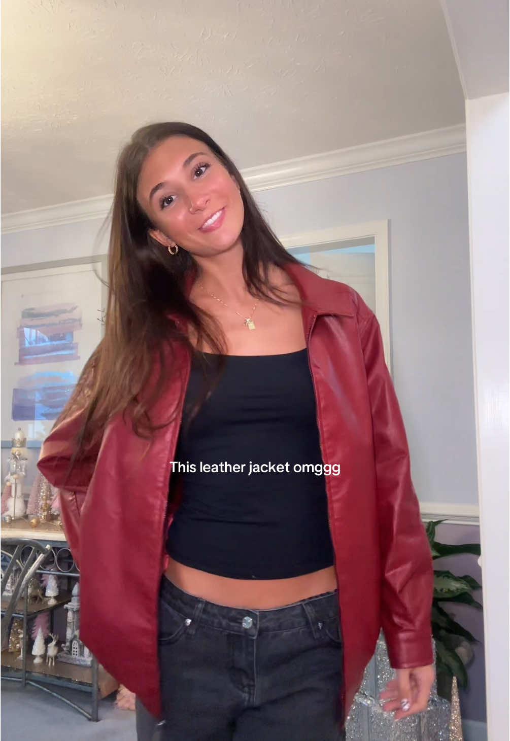 My go-to jacket for winter😍 #redleatherjacket #leatherjacket #leatherjacketoutfit #leatherjackets #jackets #jacketstyle #viral #trending #outfitinspo #foryou #winteroutfit #winterfashion 