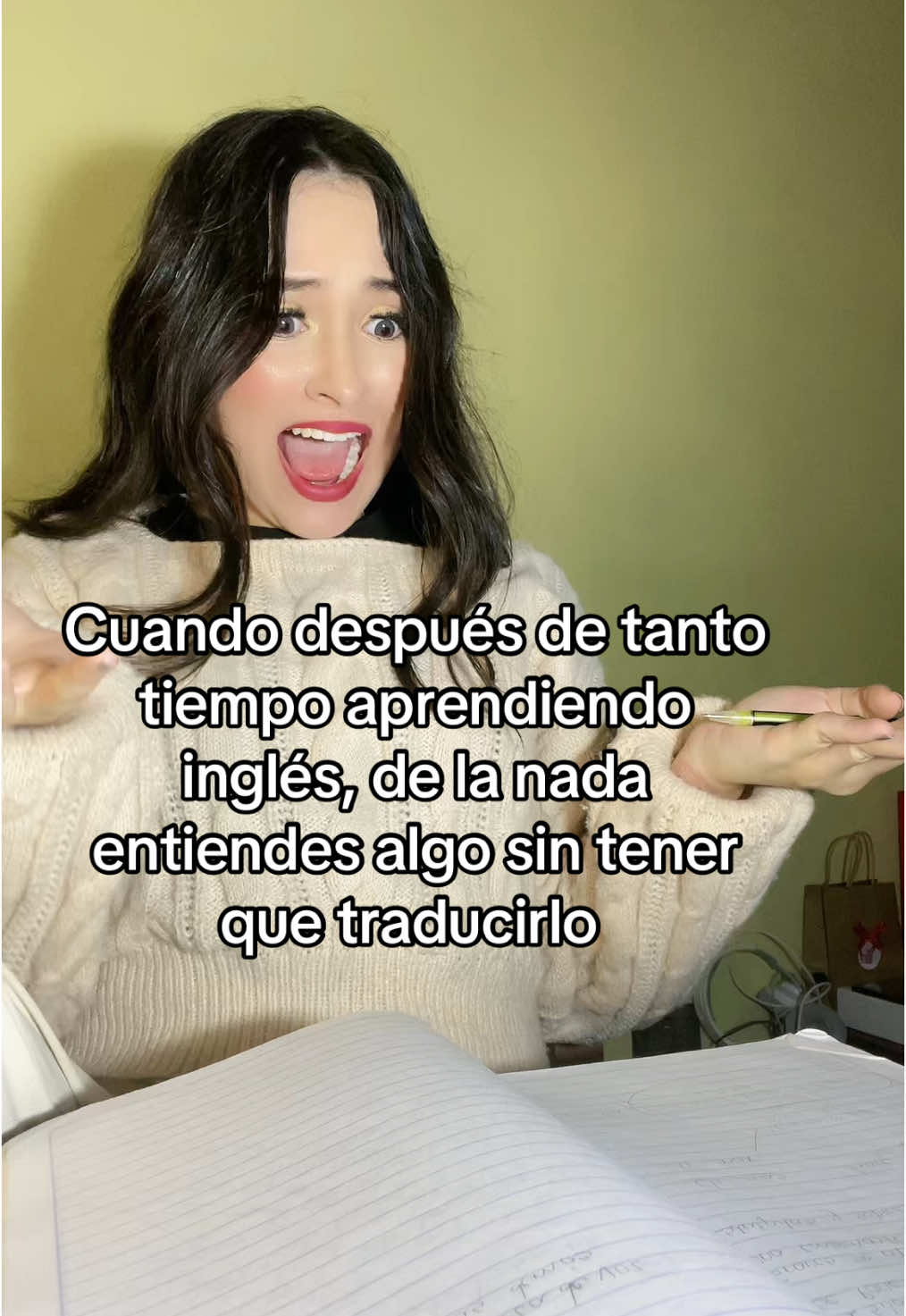 Pensé que el meme estaba en español oooo, puedes practicar inglés con la app de Stimuler (link em bio) #ingles #inglesfacil #inglesonline #humor #comedia #grammar #englishlesson #idiomas 