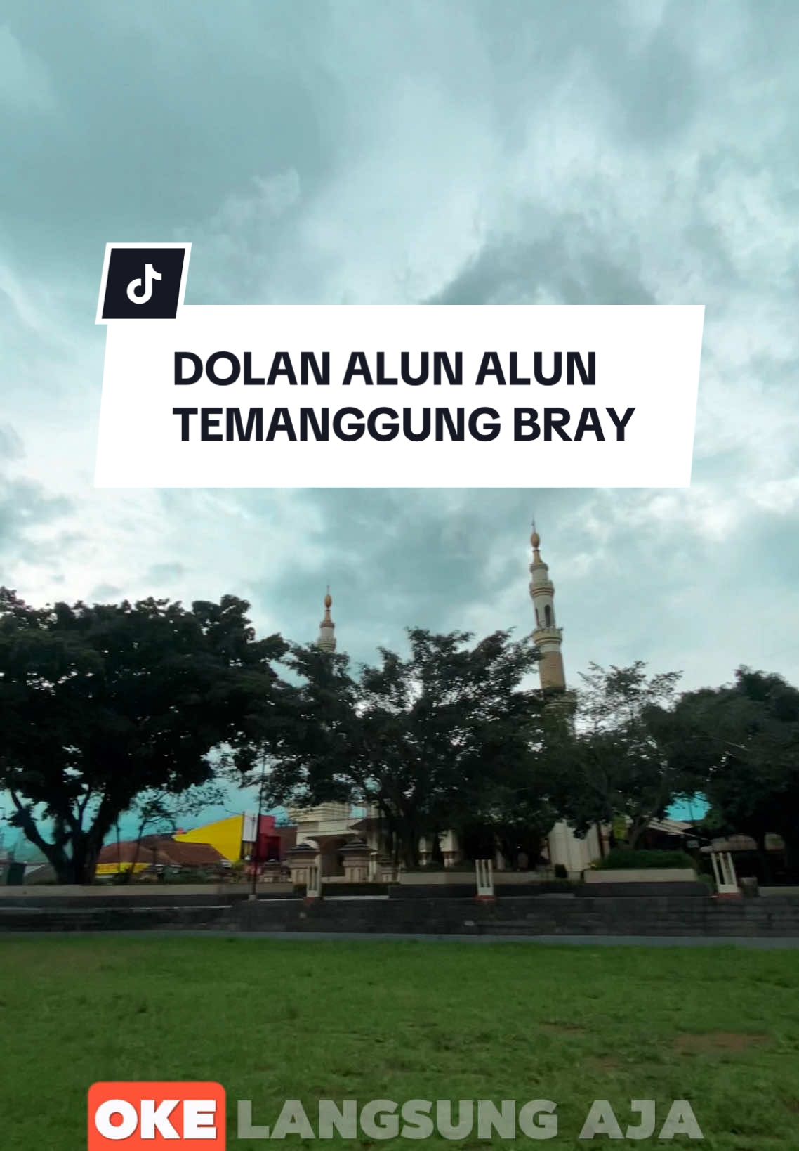 Hari ini gas alun alun temanggung ,tiba tiba ada anak sepak bola berhubung bawa kamera langsung saja tak jak foto#temanggung #temanggunghits #temanggunghits #temanggung24jam #temanggungbersenyum #berandatiktok #fyp #foryou #marccompphotograpy #beritaviral