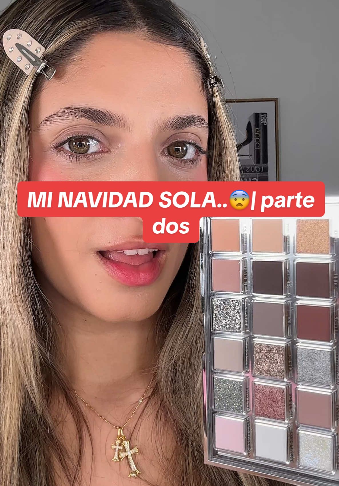 MI NAVIDAD SOLA..😨| parte dos  #makeup #storytime  Productos que use: @Catrice Cosmetics blush @Huda Beauty icy nude palette @loréal paris usa telescopic mascara 