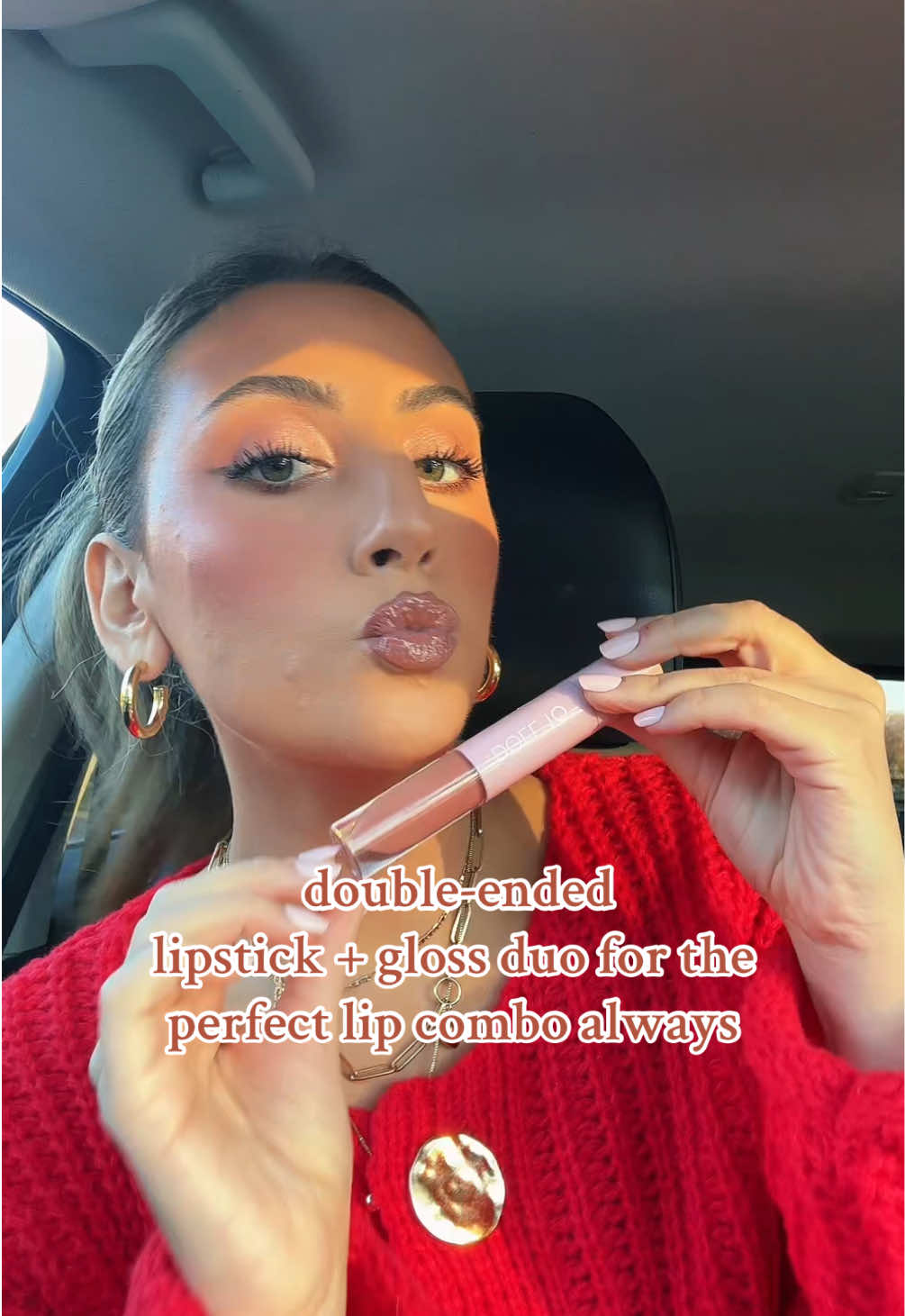 My fav lip product ever💄 matching lipstick & NON-STICKY gloss. The doll 10 lip wardrobes are sooo smooth, such a comfortable and hydrating formula + so many color options!! 💓 This is shade “true love” #lipwardrobe #lipstickandgloss #doubleendedlipstick #lipcombo #favlipcombo  #lipcombotutorial #favoritelipgloss 