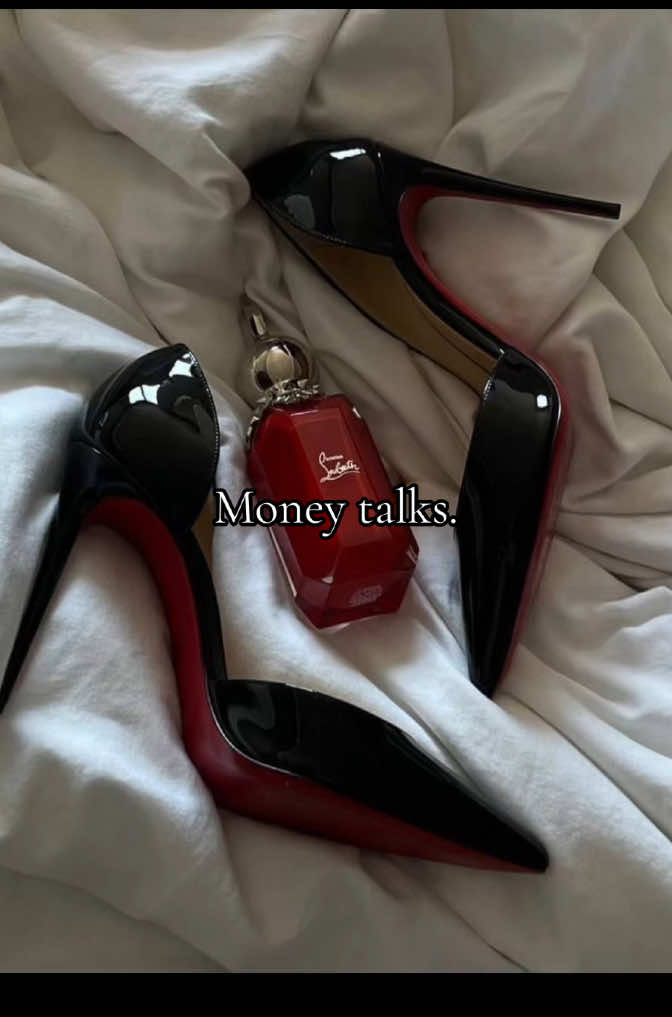 😍🙏 #fyp #foryou #forypupage #slavic #doll #dolls #Lifestyle #richlife #stunning #rich #money #talks #luxury #christianlouboutin #heels #louboutinheels 