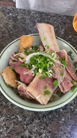 Mong đc quý khách hãm hại tô bún này#CapCut #fyp #búnbohueNa #63lequangdao 