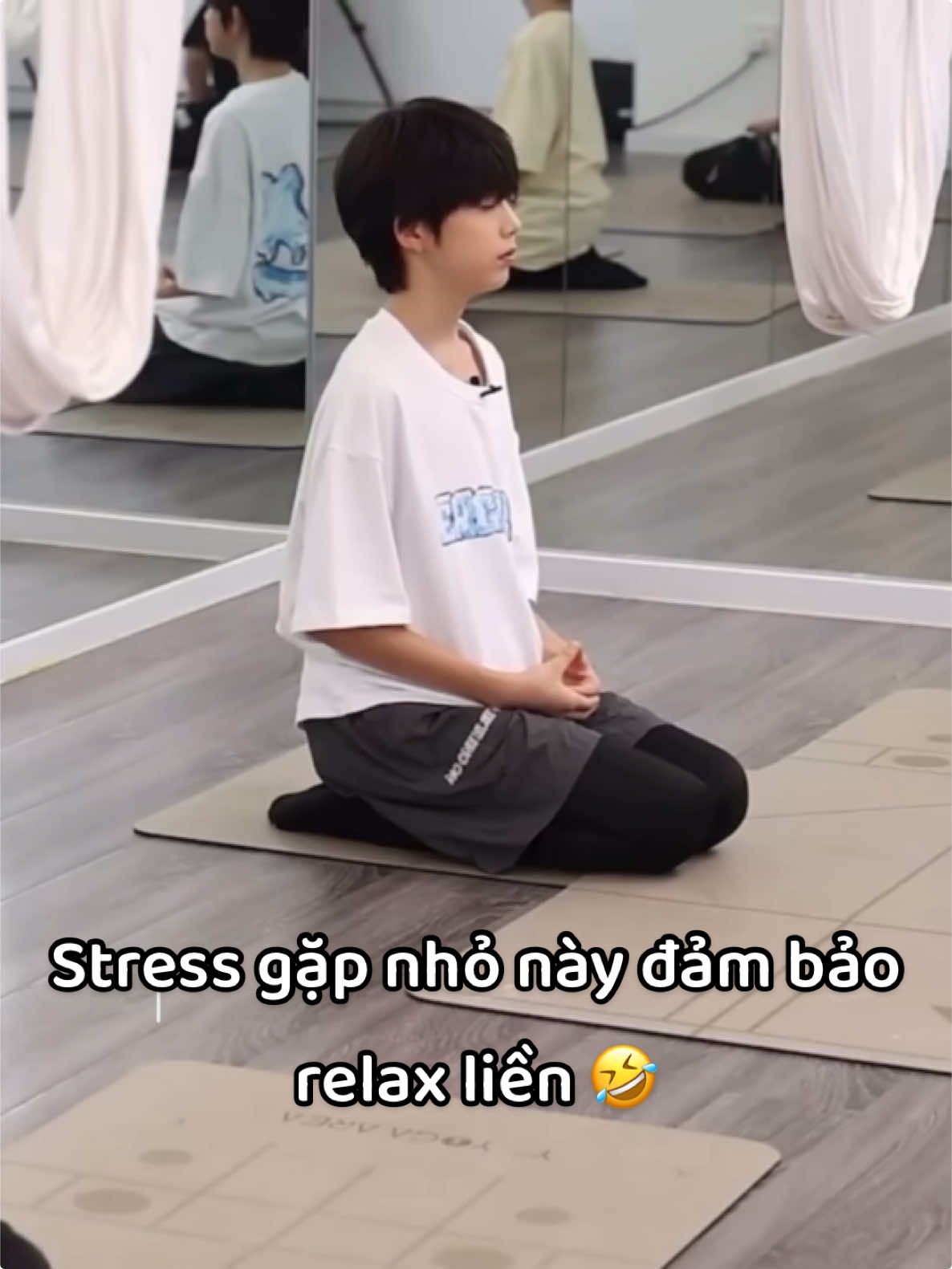 Đi tập yoga quá trời thư giãn rồi  #trandichhang #chenyiheng #jonathan #陈奕恒 #tffamily #tffamily_4th_generation 