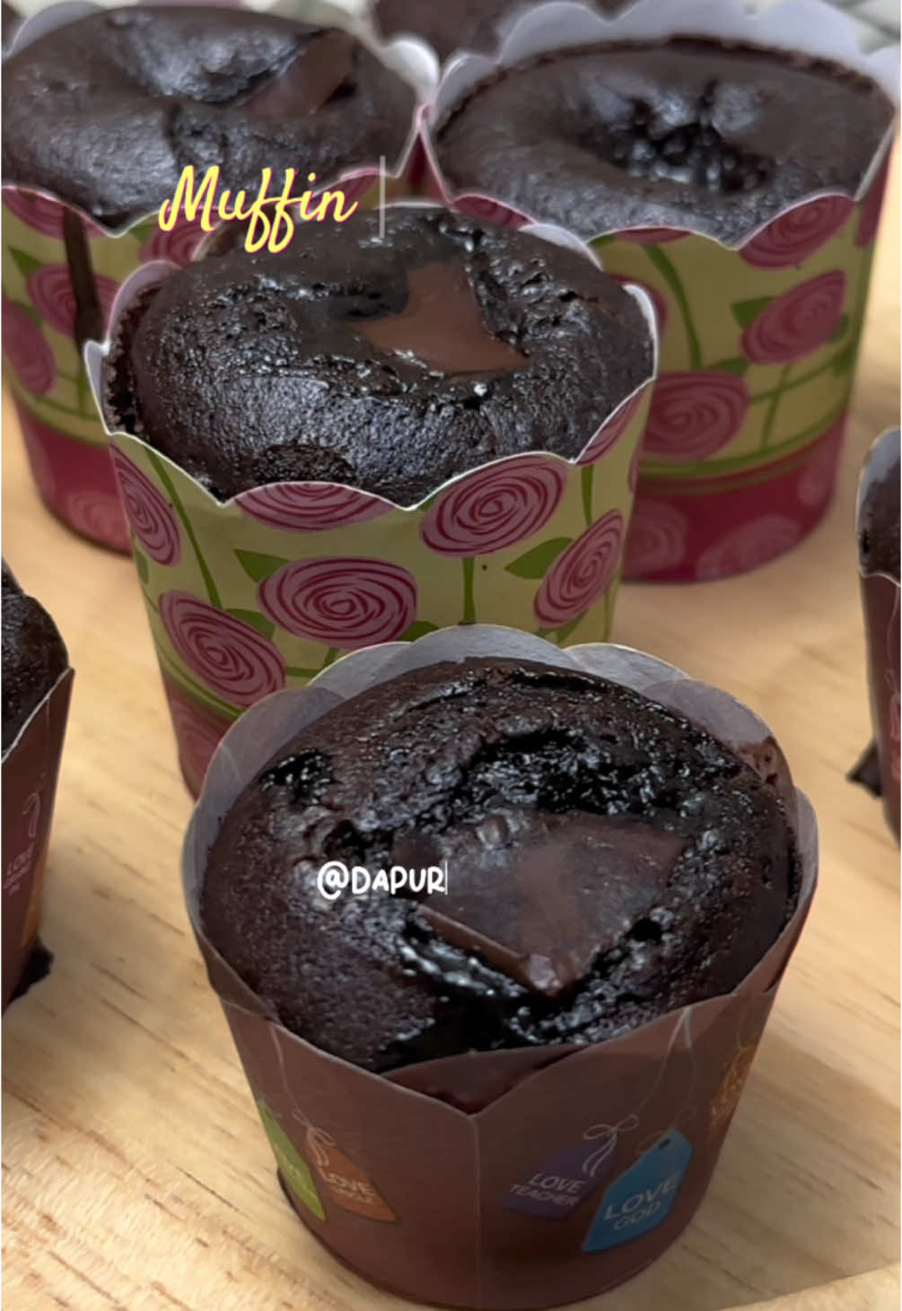 Muffins Coklat Lumer  #muffin  #muffins  #muffincoklat  #baking  #Recipe  #cemilan  #cemilanenak  #idejualan 