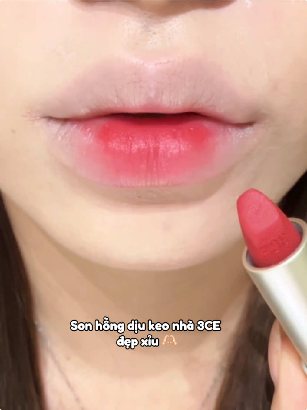 Son thỏi mới nhà 3CE nè 🎀✨ #crexiaohongshu #review #sonmoi #lipstick #3cecashmerehuglipstick #swatches #swatchson #fyp #viral #trending #chuchu_19_ 