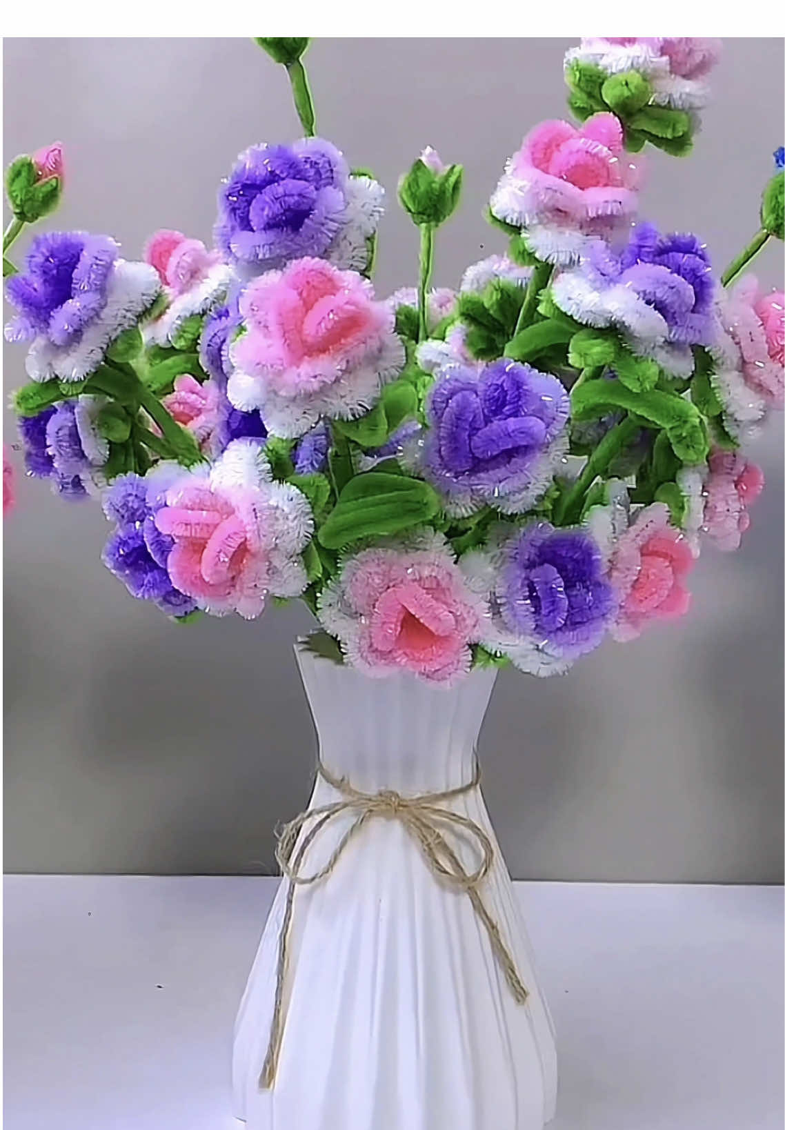 DIY glitter pipe cleaner rose flowers#handmade #DIY #handmadegifts #handmadecraft #rose #gift #craft #diyproject #diyfashion #diycraft #homedecor #foryou #tiktok #diystufftomake #handcraft #TikTokCrafts #decoration #DIYCrafts #craft #flowerlovers #diyhomedecor #flowers #pipecleanerart #pipecleanerflowers 