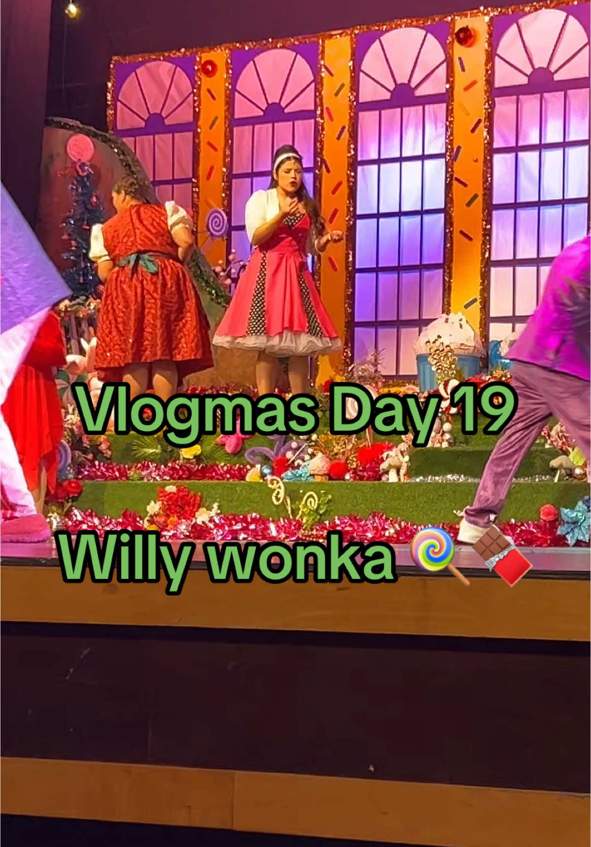 Vlogmas Day 19 🎄🍫#willywonkaandthechocolatefactory #charlieandthechocolatefactory #broadwaymusicals #broadwayshows #willywonka #goldenticket #fyp #fypシ #Vlogmas #tiktokmas #rgv #rgv956 #theatre #drama#highschooltheatre  @PSJA North Theatre 