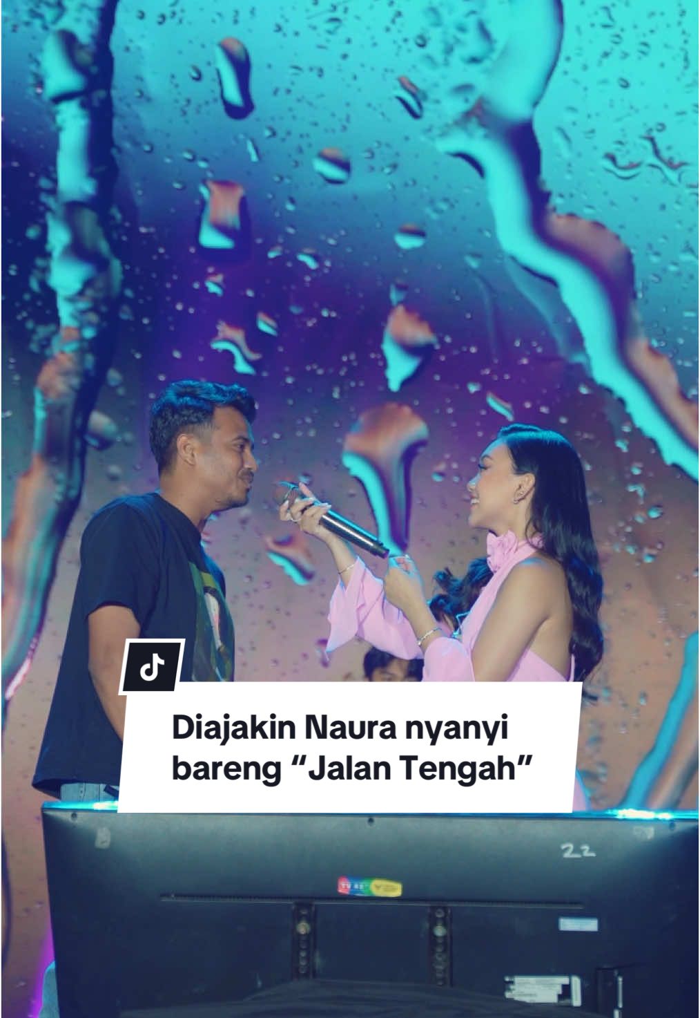 Jauh-jauh dari Aceh diajakin nyanyi bareng lagu “Jalan Tengah” sama Naura Ayu😍❤️ @naura ayu  #NauraAyu #JalanTengah #MusikdiTikTok