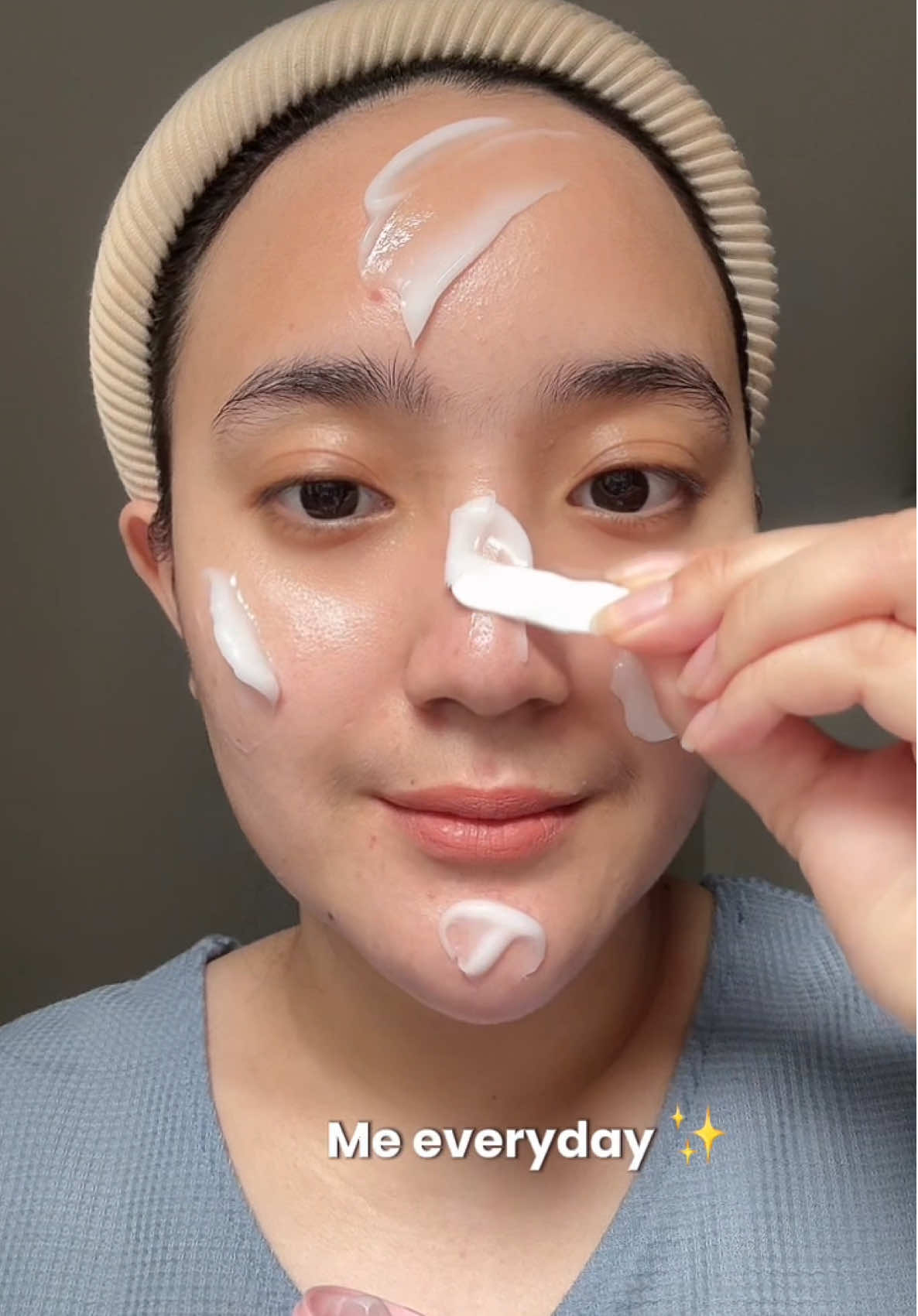 Glowing dikit dikira pake merkuri pdhl pake G2G bright moist kecintaaku😌  #moisturizerviral 