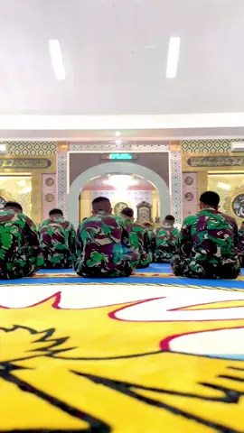 Jumat mubarrok 😇. . . . . . . . . . . . #CapCut #fypシ #fyp #tnial #tniangkatanlaut #military #navy #jumatberkah #koarmada3sorong #tniprima 
