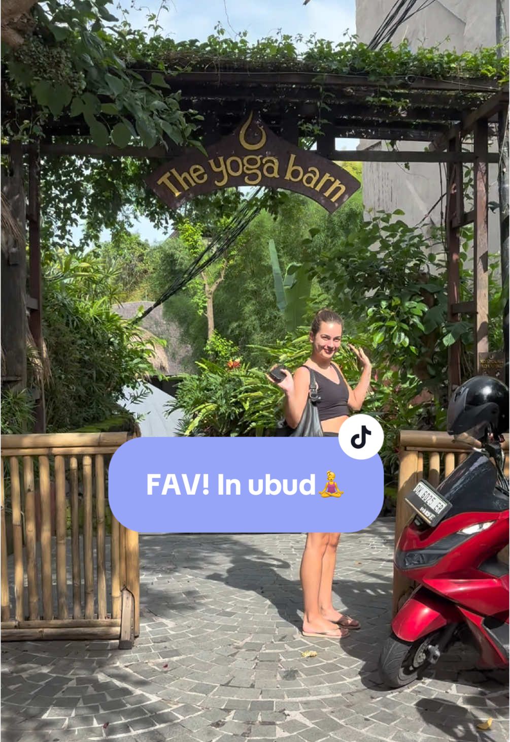 SUN IS 🌞 Best yoga place in town!🧘‍♀️ #bali#ubud#yoga#meditation#belanda#girls#bestfriend#indonesia#island#breathwork#meditasi#bagus 