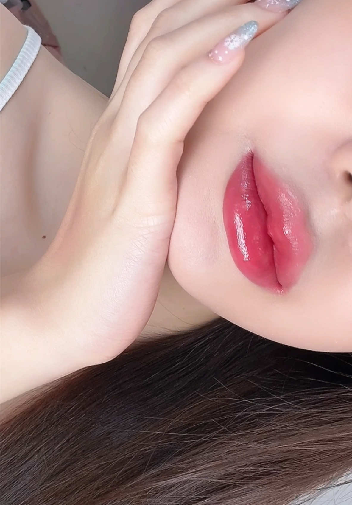 ลิป Click ที่ทำถึงที่สุดด Dazzle Me melt to dew lip click สีสวยมากกกกก ฉ่ำเล่นแสงสุดๆ👀✨ ตัวนี้มีกันแดด SPF 25 PA++ มีเปปไทด์ถึง 3 ชนิด กันแดด+บำรุงไปเลย สีชัด ปาดเดียวเอาอยู่  #da#dazzlemethิ#ลิปคลิ๊กกันแดดแดซเซิลมีa#dazzlemelipclick้#ช้อปช้อปปี้ไม่ตกเทรนด์hopeeป้ายยา 