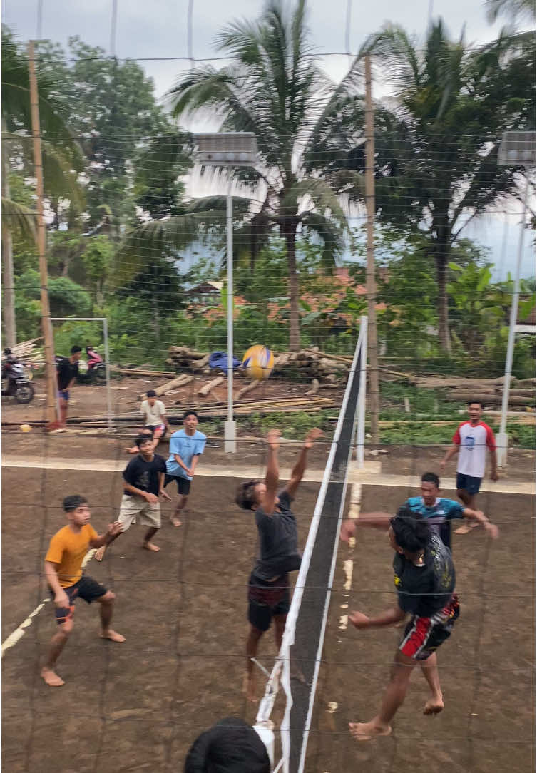 Umume cah lanang #fyp #masukberanda #voliindonesia #volimaniaindonesia #volitarkam #voligunung #volleyball #volipurworejo #purworejo24jam #xyzbca #bismillahfyp #kringetsore 