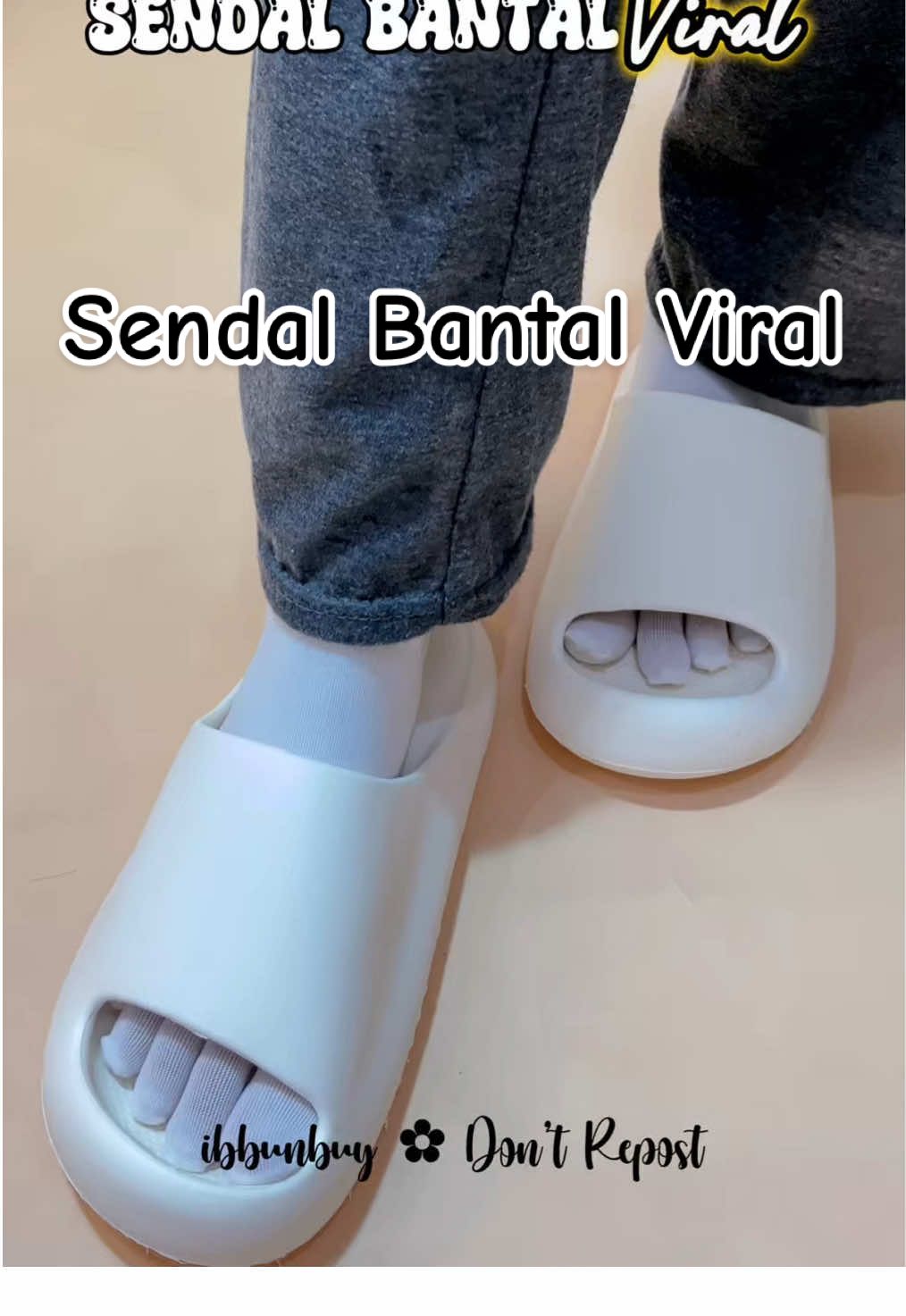 Kamu harus punya sendal bantal ini beb empuk dan nyaman banget eaaaa 🫵😆 #sendalwanita #sendalviral #sendalwanita #viralvideo 