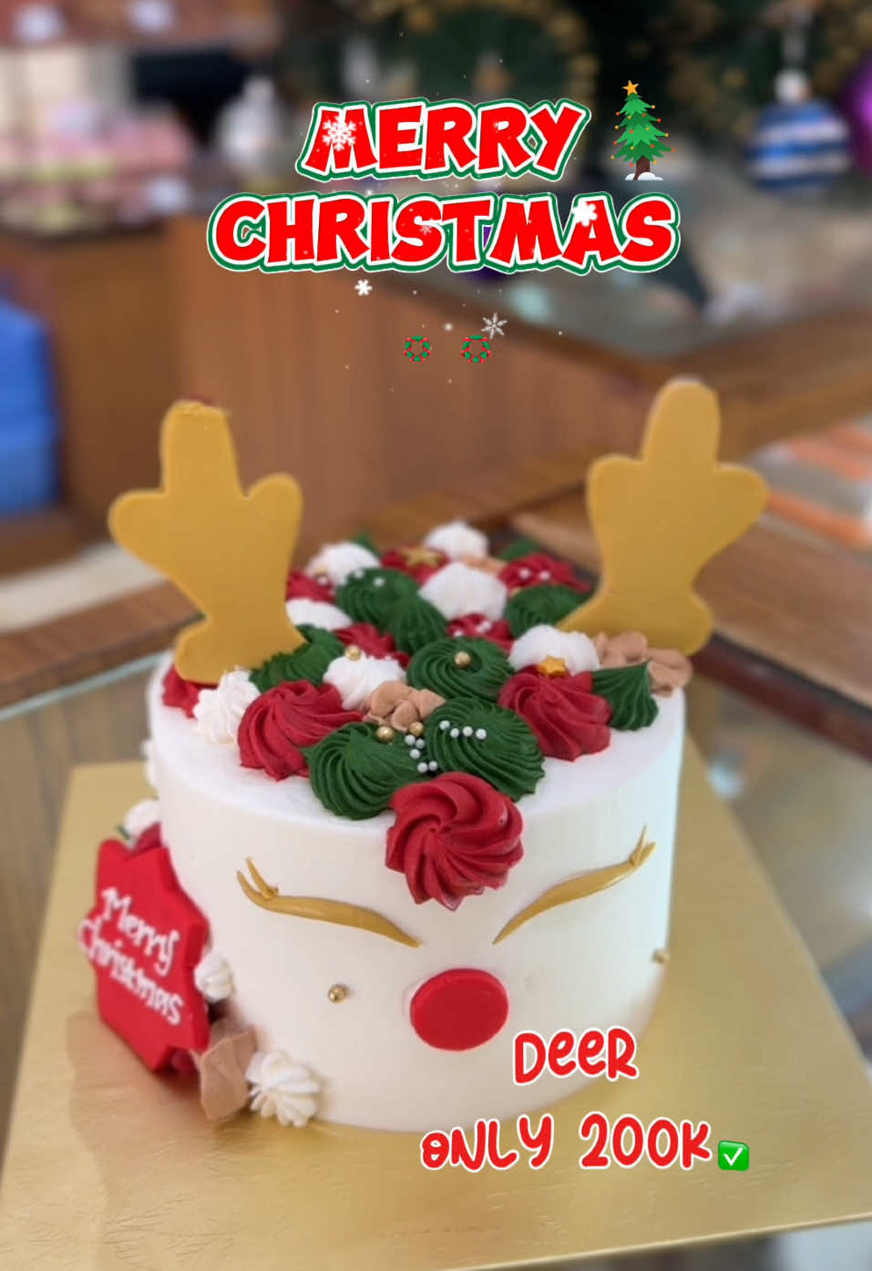 Create Your Christmas With A Choice By Request With 3 Flavors Of Lemon , Chocolate & Mocca 🎅🏻 . . #christmascake #hampersnatal #mayasaribakery #oleholehbandung #pusatoleholehbandung #tokooleholehbandung #kuebandung #kuenatal 