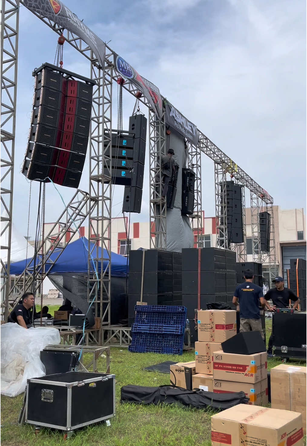 PSSJ Jatim Exhibition 2024 di Sun City Biz Porong Sidoarjo tanggal 21 & 22 Desember 2024, ada 3 lapak Allib SoundSystem boloo😍 #AllibSoundsystem #AllibSoundSystemEquipment #allibentertaiment #sound #soundsystem #Horeg #horegjawatimur #soundjawatimur #pssj #pssjawatimur 