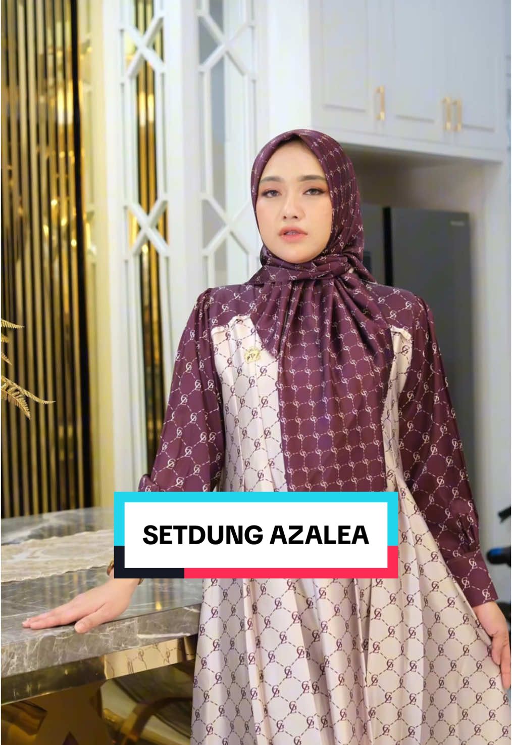 Hallo bebcan 🥰 Ada produk barunya Gwenza nih  “SETDUNG AZALEA” dengan material full printing silk, yang mau bisa ikut PO (Pre Order) sekarang 😍 #gwenza #gwenza_official #debylianti #fyp #1212 #megasale #paydaysale #payday #sale #event #live #shopping #onlineshopping #fashion #fashionblogger #LivebarengOwner #PromoGuncang1212 #OOTD #bandung 