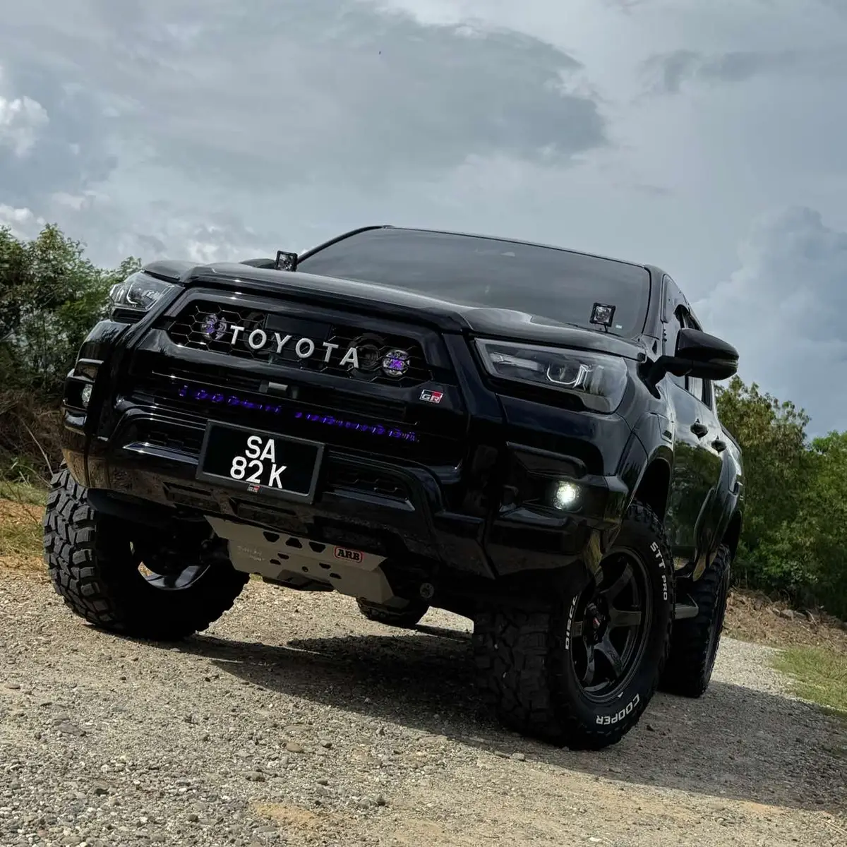 #toyotahilux #hilux4x4 #hiluxgrsport #toyota #fyp #fypシ゚ #keningau #hiluxrogue #aesthetics #fypシ゚viral #hilux #auroraledlightbar #carvibes #arb #gazooracing #coopertires #dieselpower #hiluxconquest #fypage #sabah #aestheticvibes #rayswheels #cooperdiscoverersttpro #akanacarbonwizard #profender #profendersuspension 