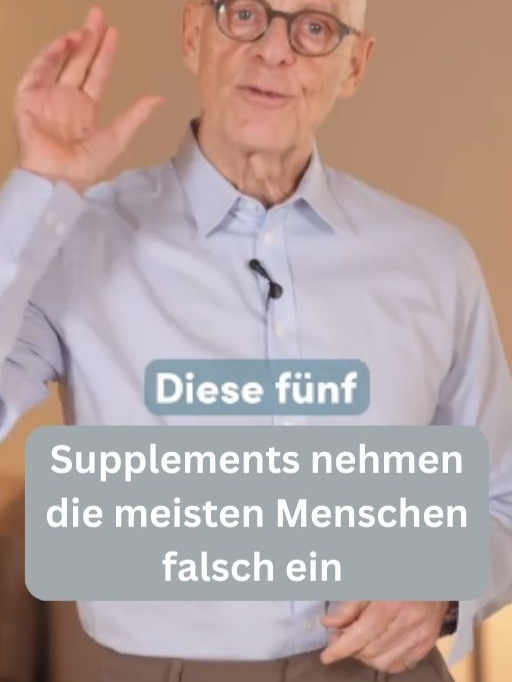 Maximiere die Wirkung deiner Supplements mit dem richtigen Timing! 💊 🌟 Vitamin D3: Zur ersten Mahlzeit mit gesunden Fetten wie Avocado kombinieren - nur so kann der Körper es optimal aufnehmen. ⚡️ Magnesium: Bei 4 Kapseln täglich - 2 zum Abendessen und 2 vor dem Schlafengehen, mindestens 2 Stunden zeitversetzt. 💪 Zink: Idealerweise auf leeren Magen (1h vor oder 2h nach dem Essen). Bei empfindlichem Magen zur Mahlzeit, aber nicht mit Hafer oder Nüssen. 🌊 Omega-3: Am besten zu den Hauptmahlzeiten - Mittag- oder Abendessen sind perfekt. Die Menge hängt vom EPA/DHA-Gehalt ab. 🎯 Bonus-Tipp: Das richtige Timing macht den Unterschied zwischen Wirkung und Verschwendung! #supplementguide #nahrungsergänzung #gesundheit #vitamine #supplementerichtigeinnehmen #gesundheitstipps #vitamind3 #magnesium #zink #omega3 #healthylifestyle #gesundleben