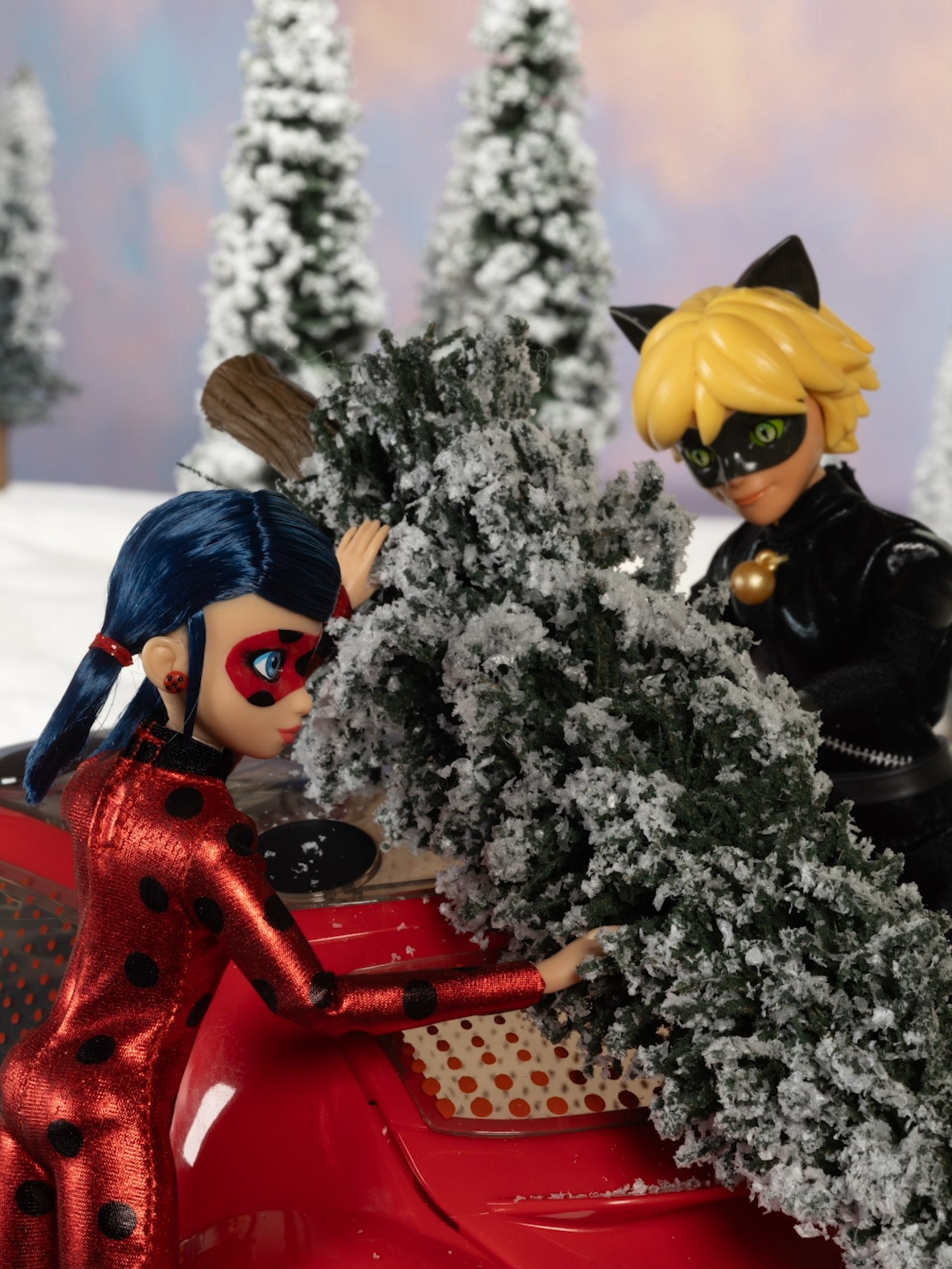 Happy Holidays from our Christmas Angels and @playmatestoys! 🎄✨😇#MiraculousLadybug #miraculoustiktok #Miraculous #ladybug #MLB #Christmas2024 #MiraculousChristmas #ChristmasTime #Holidays2024 #miraculoustoys #Playmates #playmatestoys