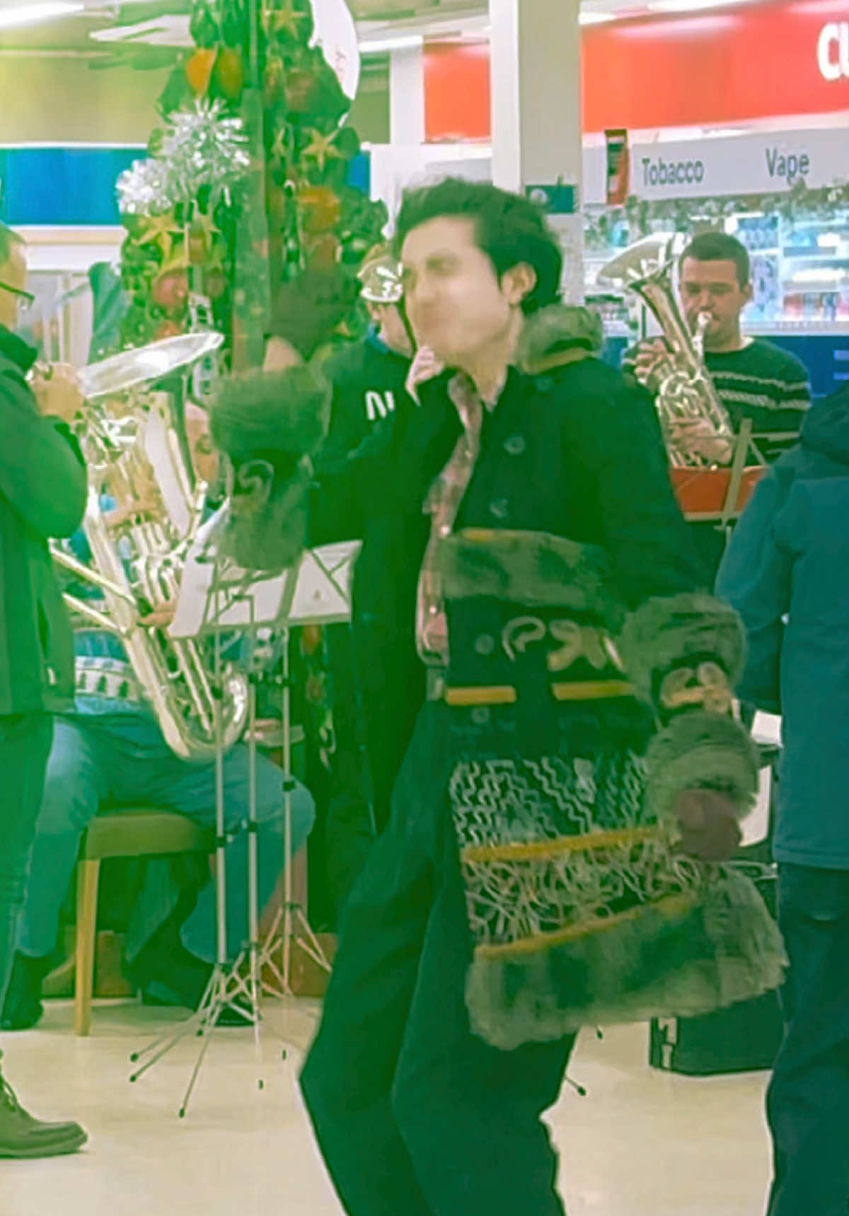 When the Tesco brass band drops a banger and you forget you’re in the frozen aisle 🎺🕺 #funnyskits #publicprank #relatablecontentvibes #comedyvideo #dancinginpublic #tiktokhumor #comedysketch #spontaneousfun #dancechallenge #publicreaction #randomdancing #funnymoment #kingofacting #merrickstar #viralcomedy #feelgoodcontent 