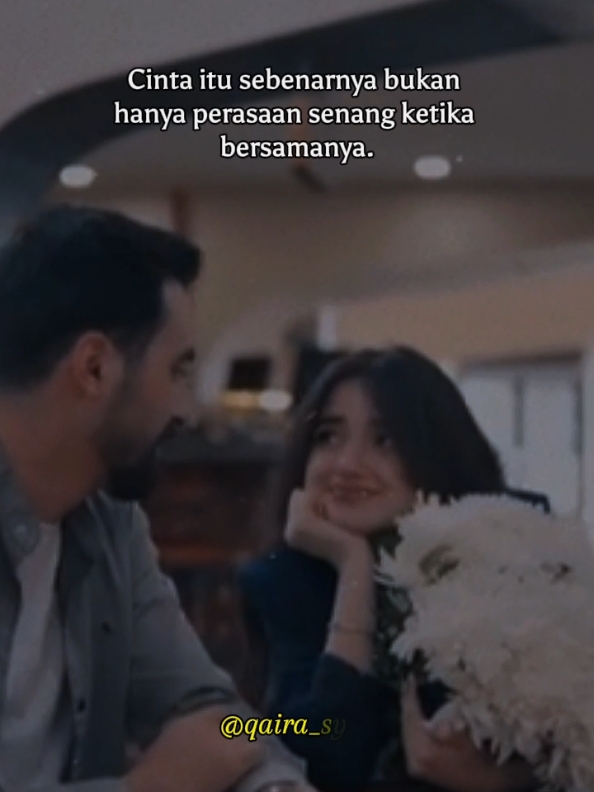 Cinta itu juga membutuhkan komitmen.... #pecintabollywood  #bollywood  #bollywoodsong  #iaminlove  #curahanhati  #kata  #katakata  #katabijak  #katakatabijak  #katakatamotivasi  #katakatamutiara  #katakatastorywa_  #selfreminder  #selfreminderquotes  #Love  #loveyou  #lover  #mencintaimu  #soulmate  #belahanjiwaku  #pesan  #pesanuntukmu  #hidup  #hidupbebasdrama  #komitmen  #quotes  #quotesislam  #quotesaesthetic  #quotesoftheday 