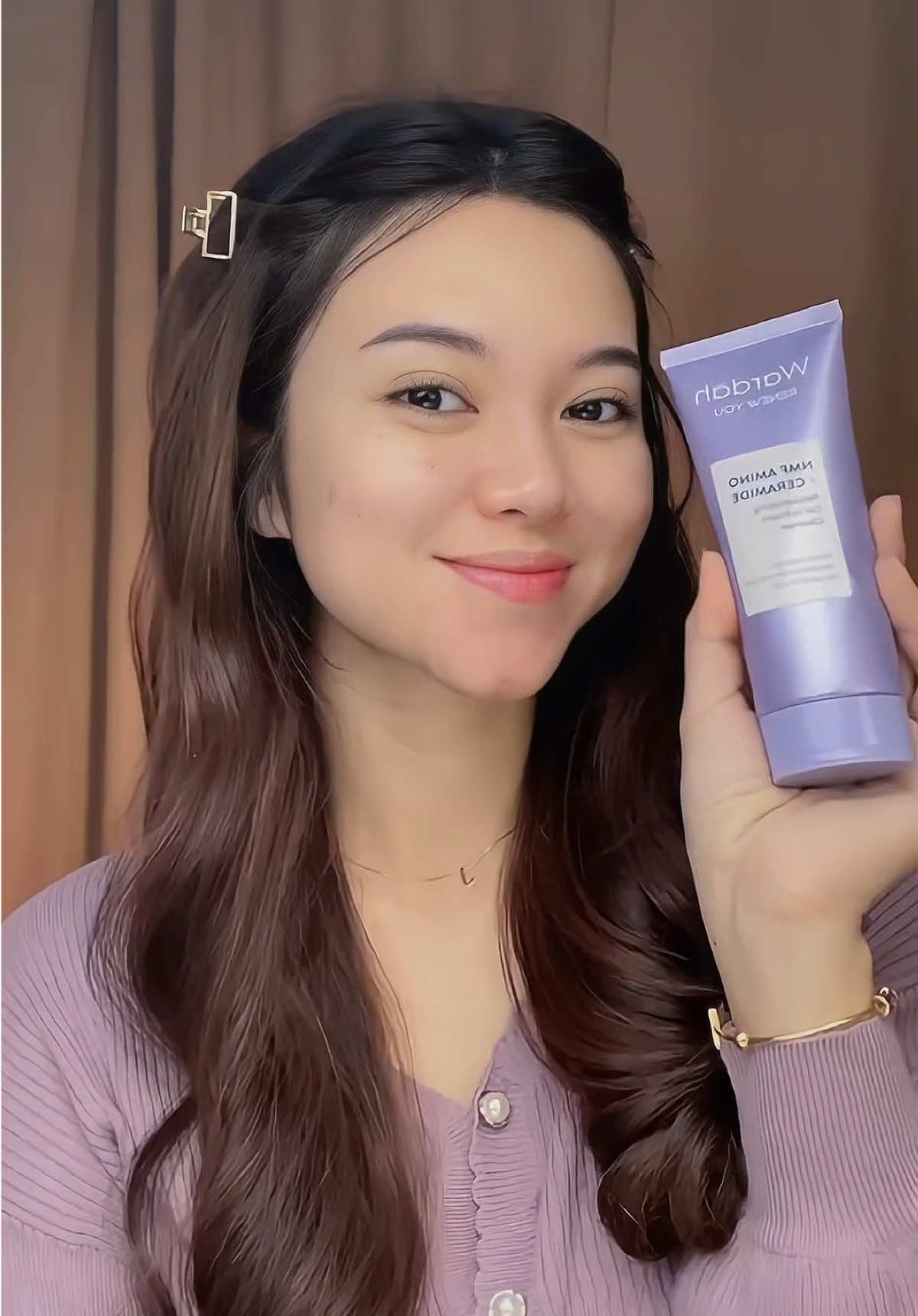 Yang punya skin concern yang kering/bruntusan cobain deh! Ngebantu bgttt🥹💜💜 @Wardah Beauty Official 