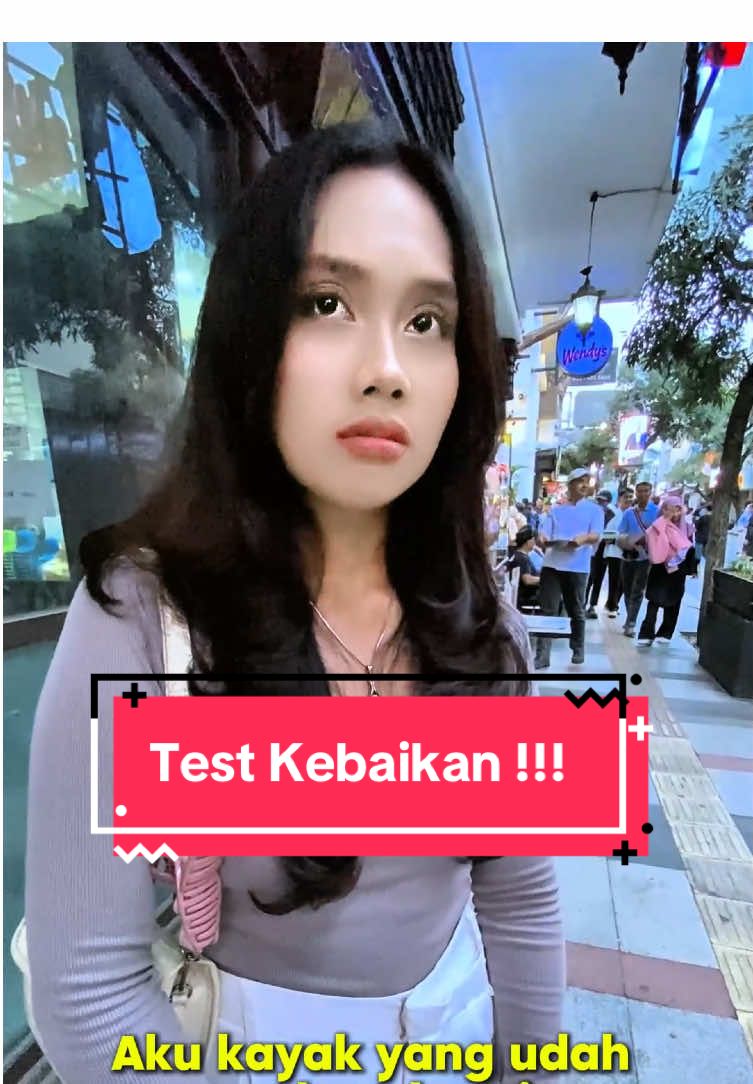 Terima kasih orang baikk,, #socialexperiment #social #kebaikan #testkebaikan #berbagi #rezeki #cewekcantik #orangbaik #salut #fyp #viral #2024 