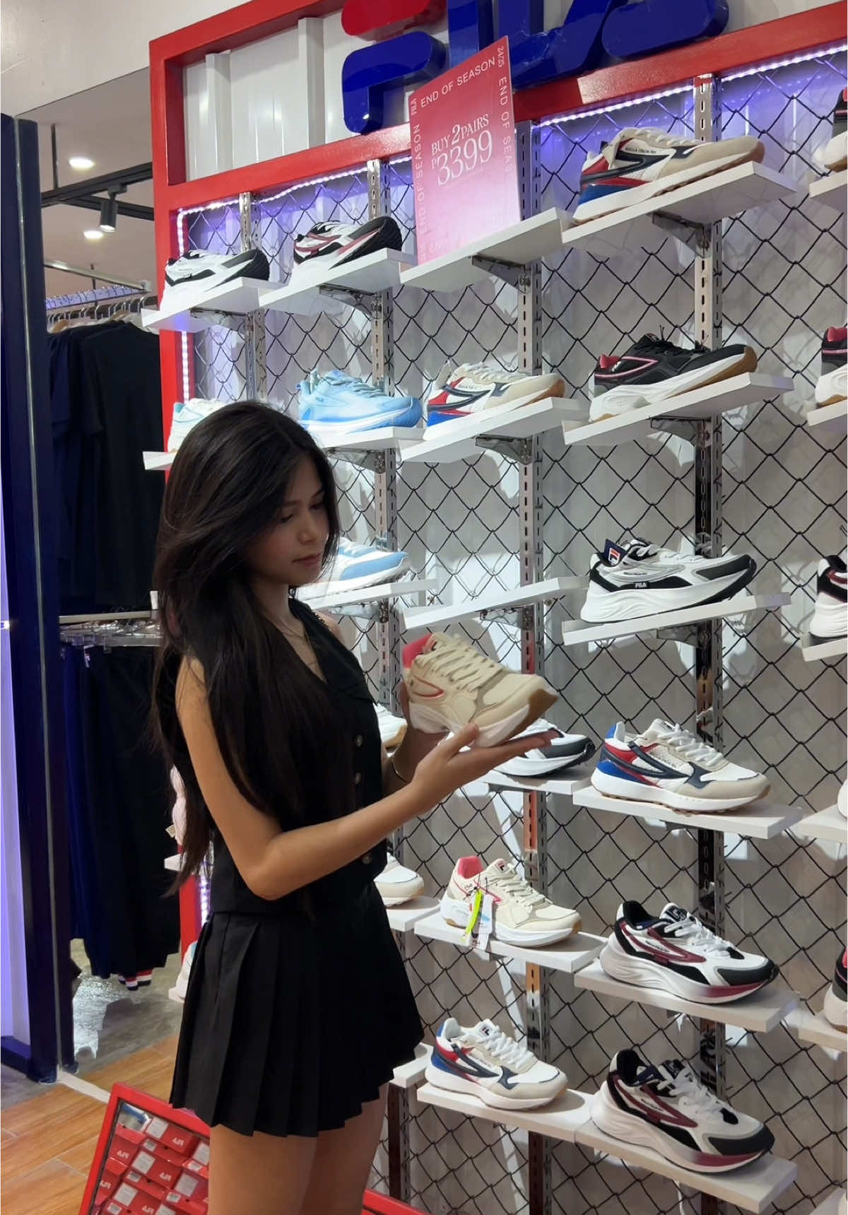 Shopping for shoes at FILA  has never felt more nostalgic.  Growing up as an athlete, I wore so many pairs of Fila shoes — they were durable enough to last for years, even with daily training. So when I heard about the new store at📍SM City Cebu, I had to check it out. And of course, I walked out with a fresh pair of running shoes!👟 #FILAPH #FILASMCEBU #TeamFILAPH