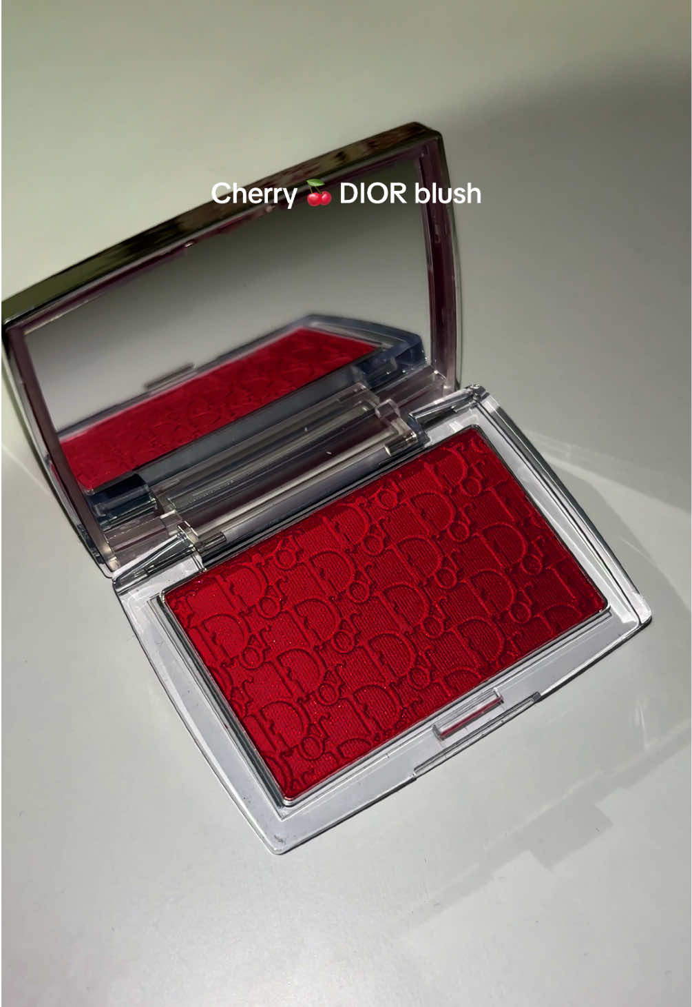 @Dior MAKE THIS SHADE ASAP pleaseee!! 🍒(video is edited) #dior #diorbeauty #blush #makeup #beauty