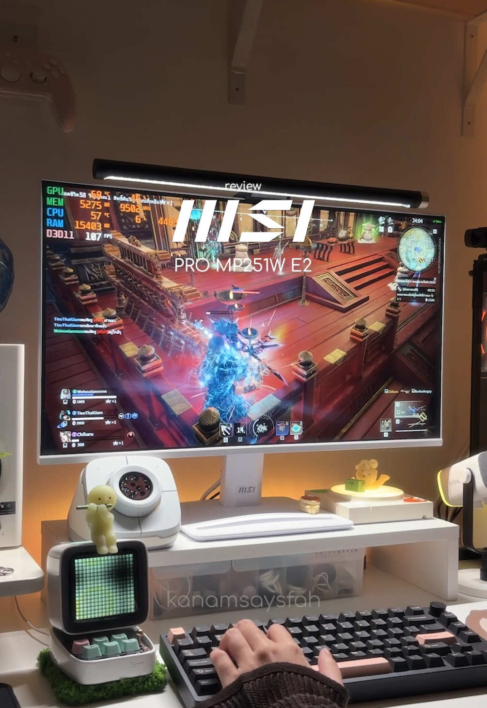 จอขาวที่เล่นเกมได้นิดหน่อย😉 MSI PRO MP251W E2 จอขอบบางสวยคลีนมากกก ☁️ 🖥️ 25 นิ้ว IPS FHD 120Hz! 🏷️ อย่าลืมกรอกโค้ด MSIOKNSF เพื่อรับส่วนลด 200 บาท ที่ MSI Official Store 🍊บ้านส้มเท่านั้น🍊 โค้ดมีจำนวนจำกัด ตั้งแต่วันนี้ถึง 30 ธันวาคมนี้ 🧺พิกัด : https://msi.gm/KNSF  📓รายละเอียดจอ PRO MP251W E2 : https://msi.gm/Best120HzMonitor #MSI #PROSeries #MP251WE2 #120Hz #WhiteMonitor #kanamsaysfah #desksetup 