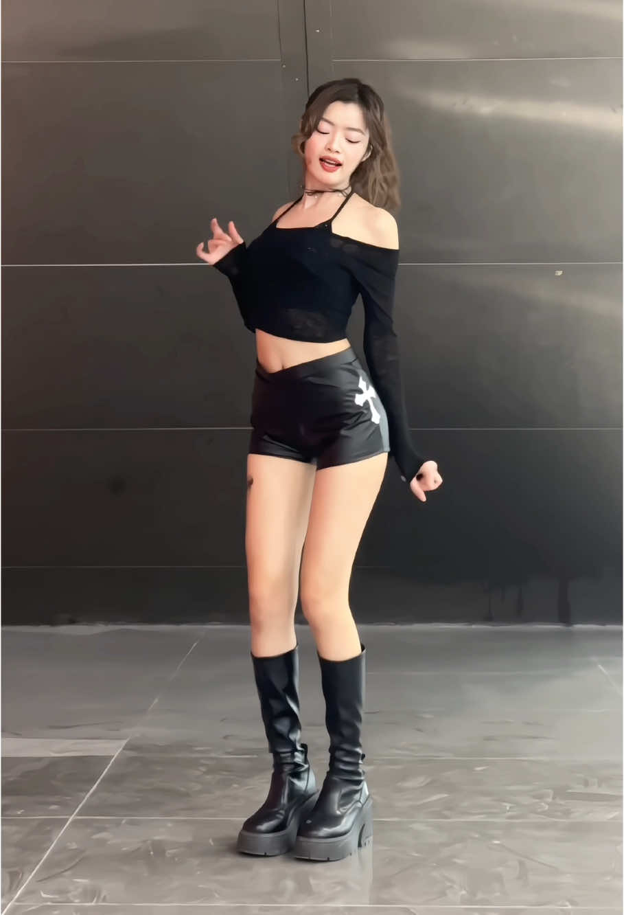 Chỉnh cỡ này folop là dỗi dc:@Xuan Ca #lyynzyy #xuhuongtiktok #dancetiktokvn 