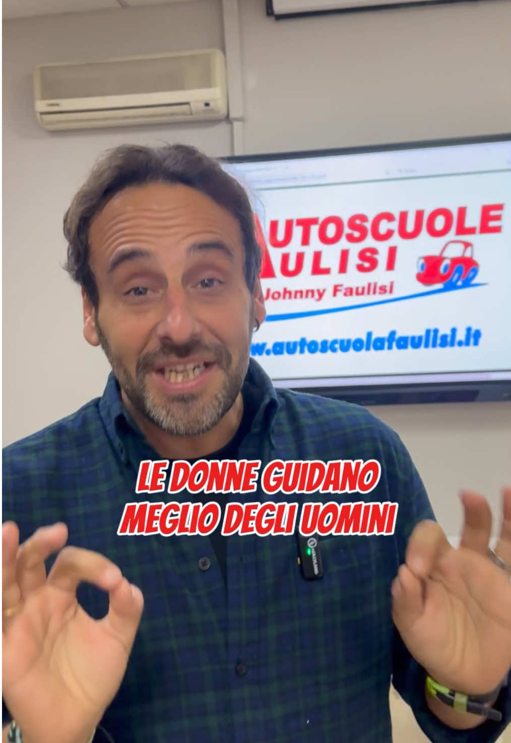 Guidano meglio le DONNE o gli UOMINI? 🤔 #patentediguida #esamediguida #autoscuola @GenZì 