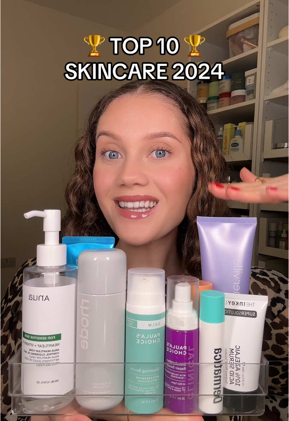 My top 10 skincare products of 2024 🏆 #skincarereview #skincareproducts #skincare #acnetips #acneskincare #cloggedpores #oilyskin #acnetreatment 